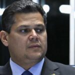 Senado ameaça parar, exige a renúncia de Moraes e fixa prazo para Alcolumbre que vence às 12 horas