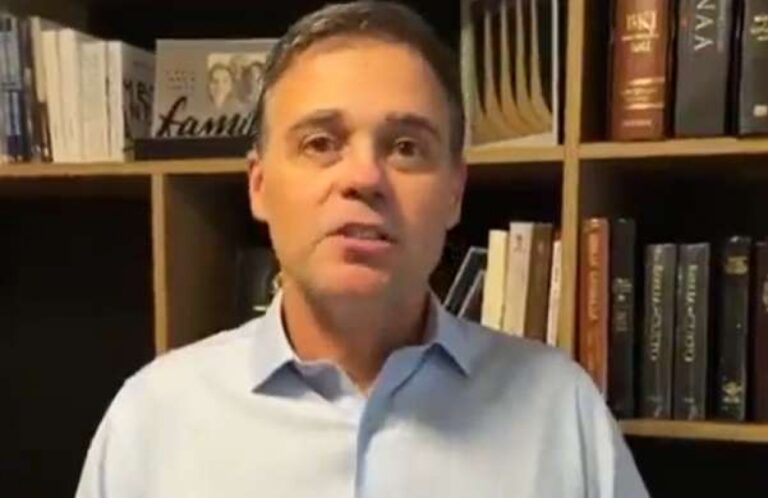 URGENTE: André Mendonça faz pronunciamento à nação (veja o vídeo)