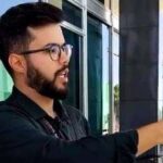 Flagrante do STF: fotógrafo capta Alexandre de Moraes rindo enquanto crise de mensagens explode