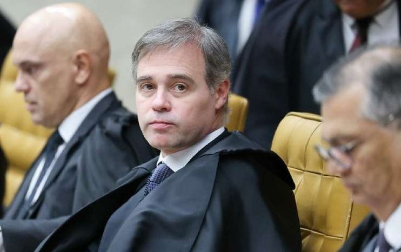 Mendonça promete expor fatos novos e graves contra Moraes