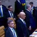 Sem medo de nada, Mendonça chega ao plenário e senta ao lado de Moraes (veja o vídeo)